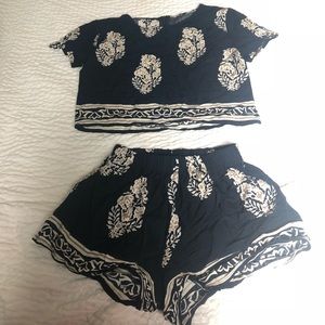 Patterned navy blue clothing set